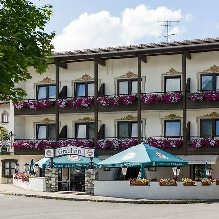 Hotel Restaurant Gradlwirt Niederndorf  Экстерьер фото