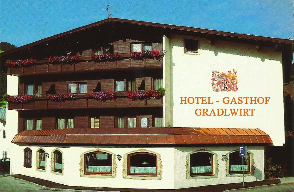 Hotel Restaurant Gradlwirt Niederndorf  Экстерьер фото