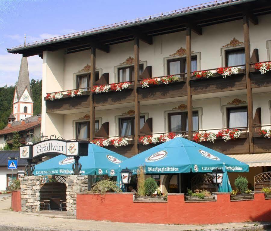 Hotel Restaurant Gradlwirt Niederndorf  Экстерьер фото