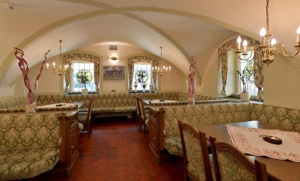 Hotel Restaurant Gradlwirt Niederndorf  Экстерьер фото